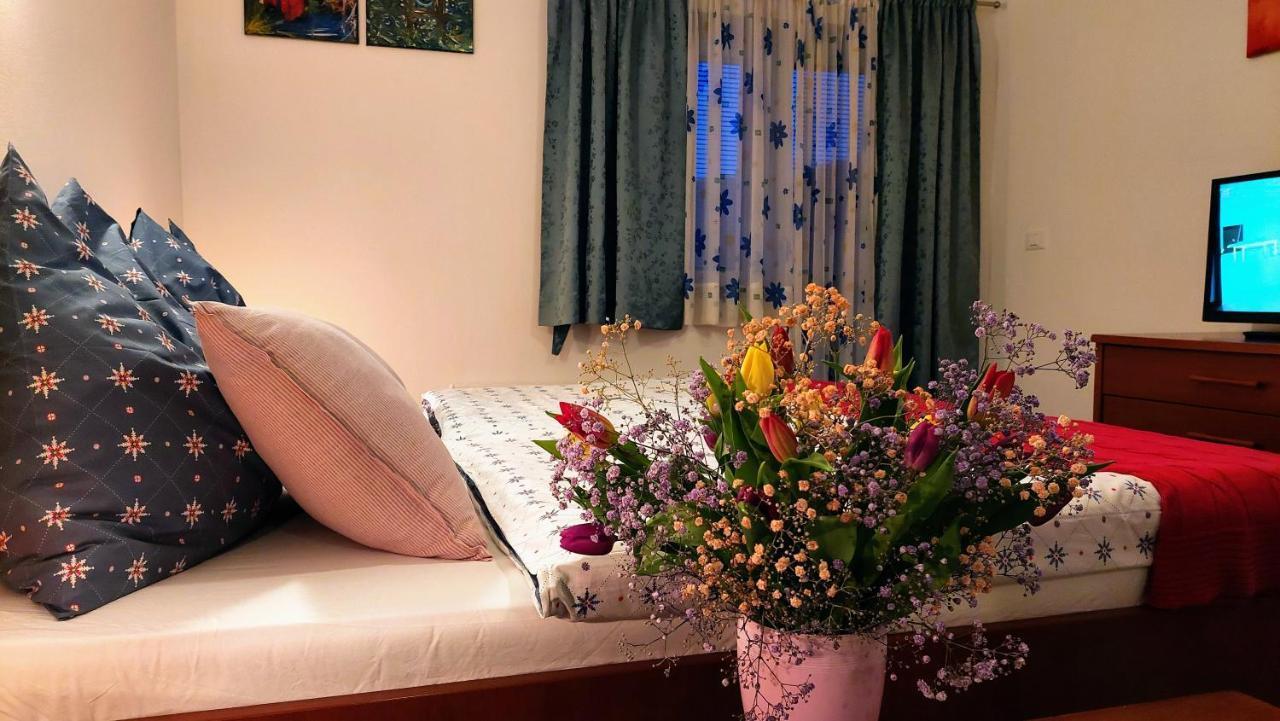 בלד Rooms Ravnik מראה חיצוני תמונה